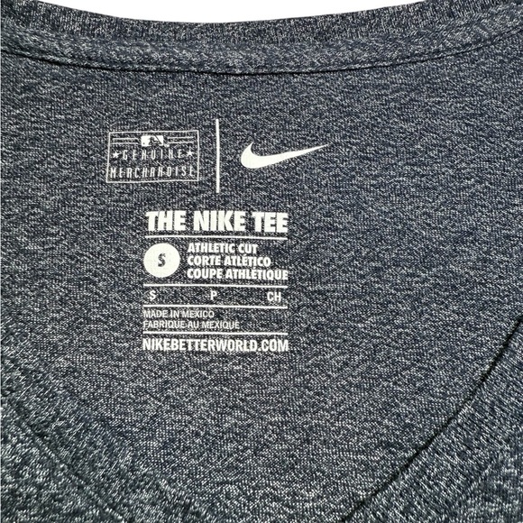 Nike Yankees Blue T-Shirt Women’s Small MLB New York Baseball Tee - Picture 3 of 5